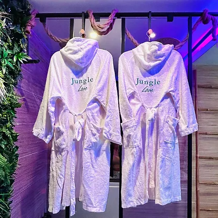 Jungle Avec Balneo A 10 Min De Disneyland Paris Apartamento